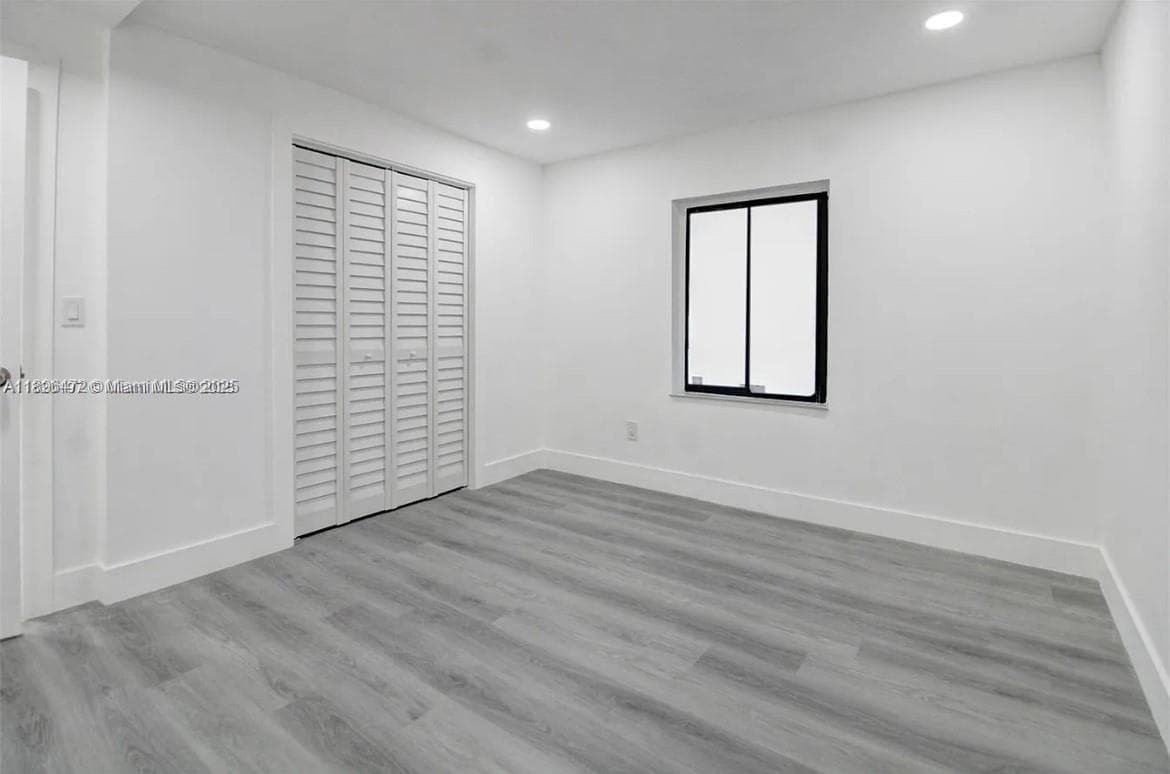 13885 NW 5th Ave photo 9
