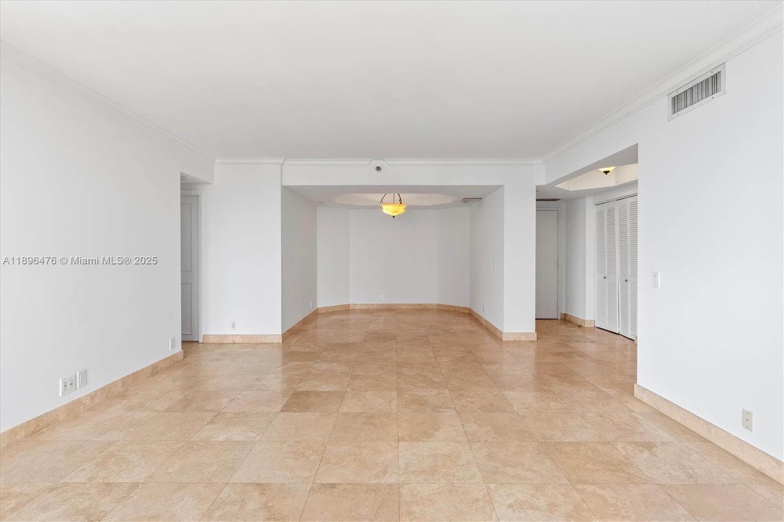 PORTSVIEW AT THE WATERWAYS · #1116 in Aventura - Photo 11