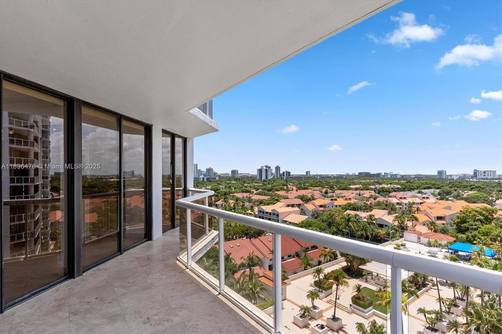 PORTSVIEW AT THE WATERWAYS · #1116 in Aventura - Photo 19