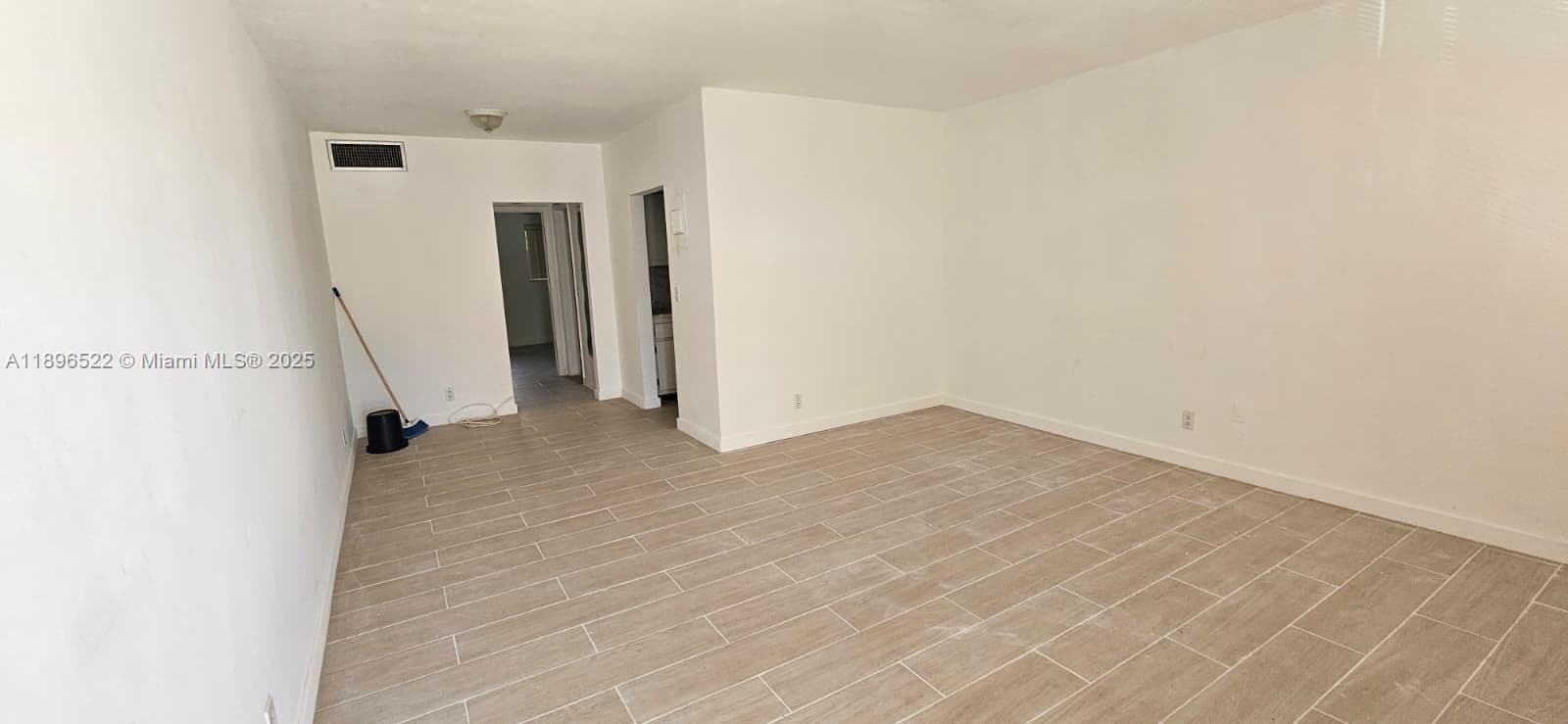 PARK SIDE MANOR B CONDO I · #14 in Hallandale Beach - Photo 3