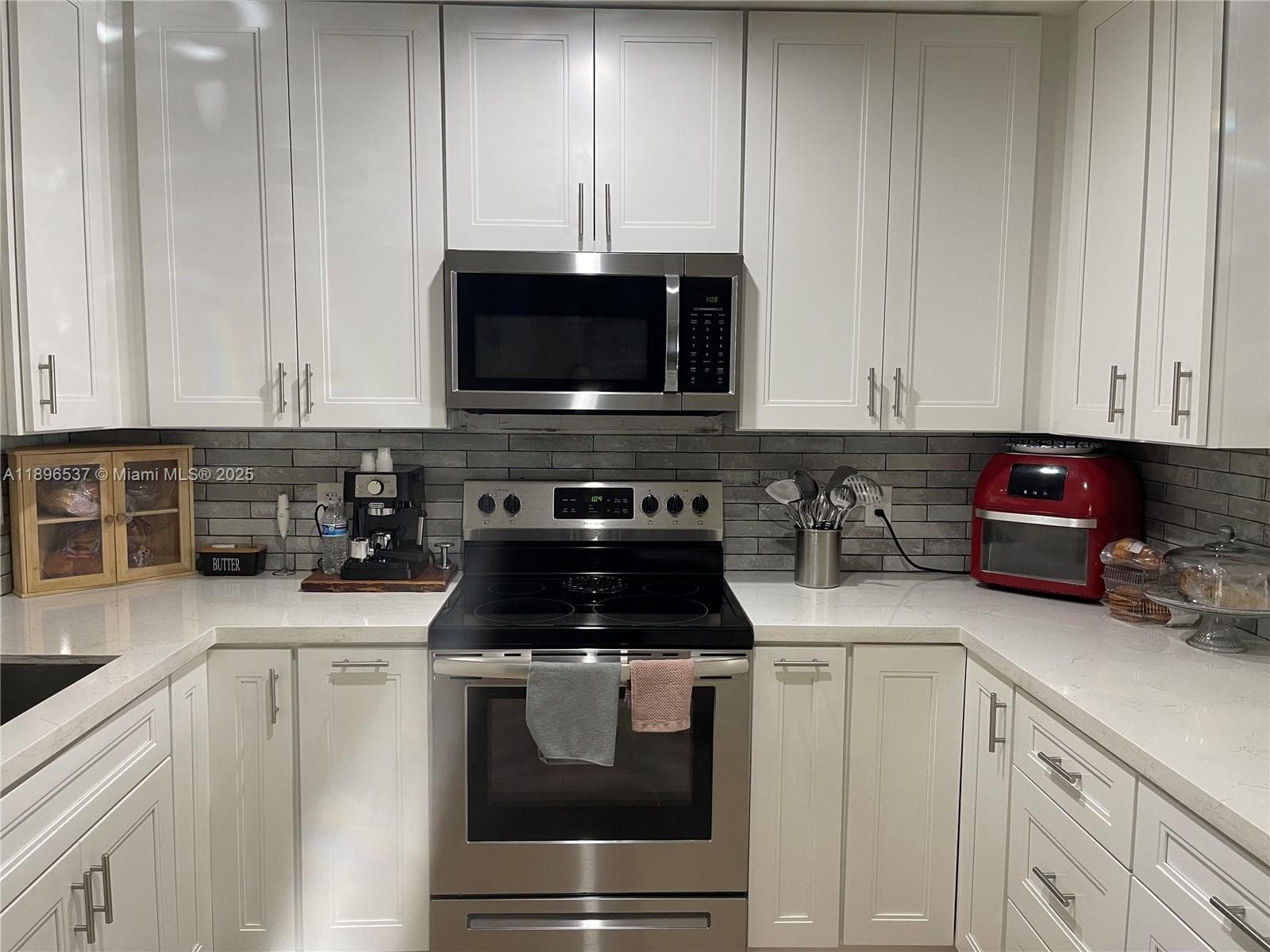 1961 SW 36 Avenue photo 7