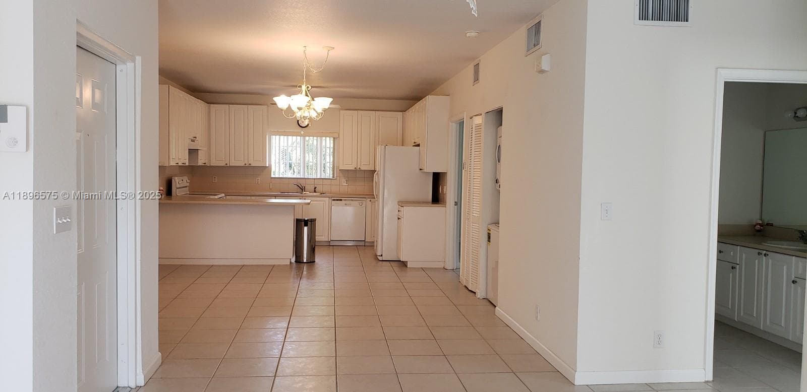 WASHINGTON PALMS CONDO · #5 in Hollywood - Photo 6