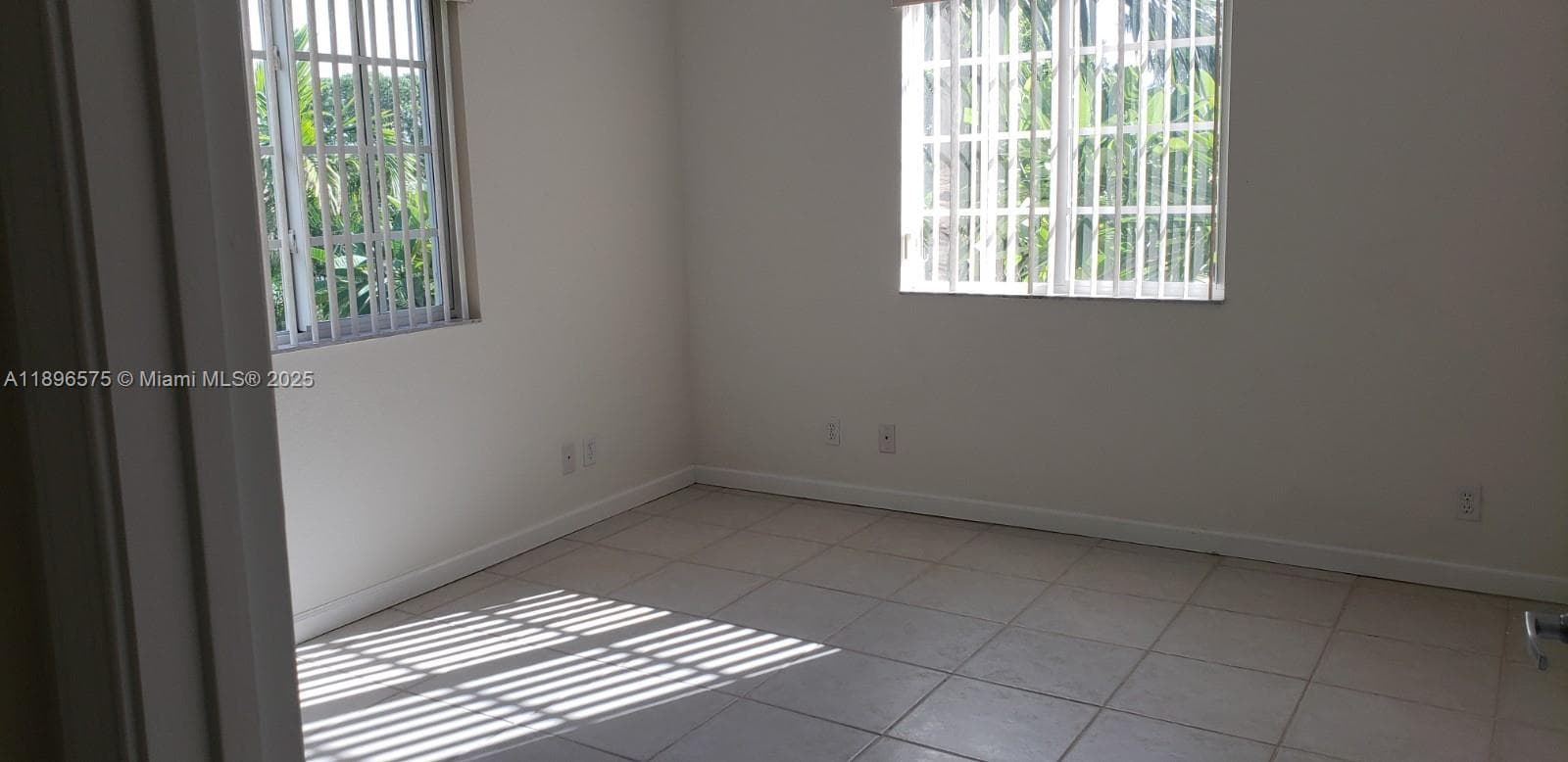 WASHINGTON PALMS CONDO · #5 in Hollywood - Photo 14
