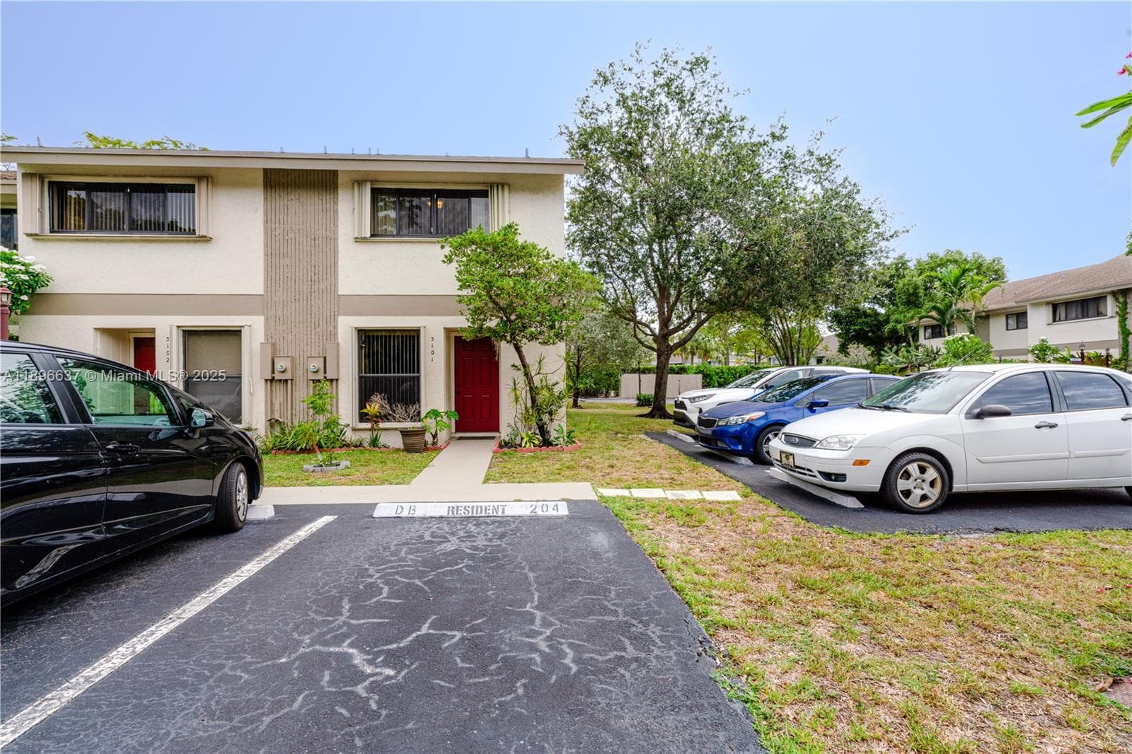 PINES OF OAKLAND FOREST W · #3101 in Oakland Park - Photo 2