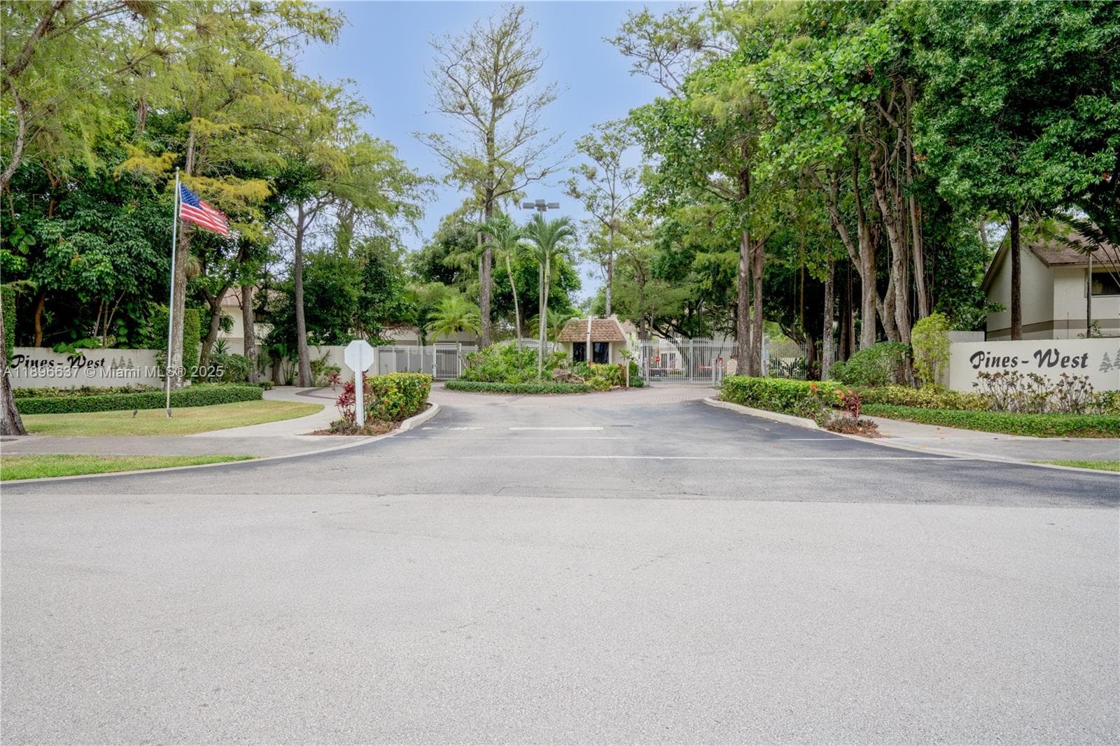 PINES OF OAKLAND FOREST W · #3101 in Oakland Park - Photo 1