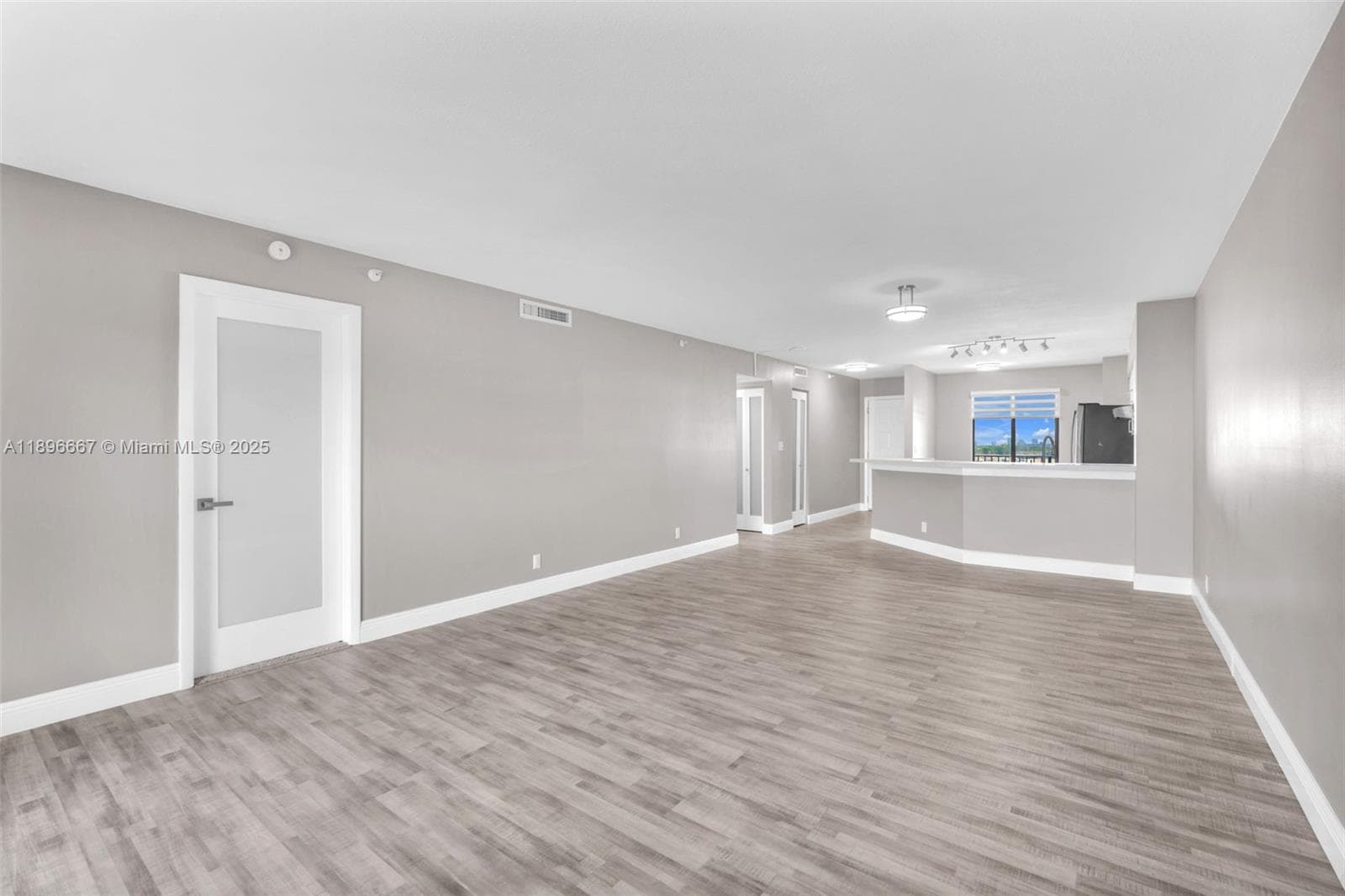 Cypress Bend III Le CLUB · #802 in Pompano Beach - Photo 13