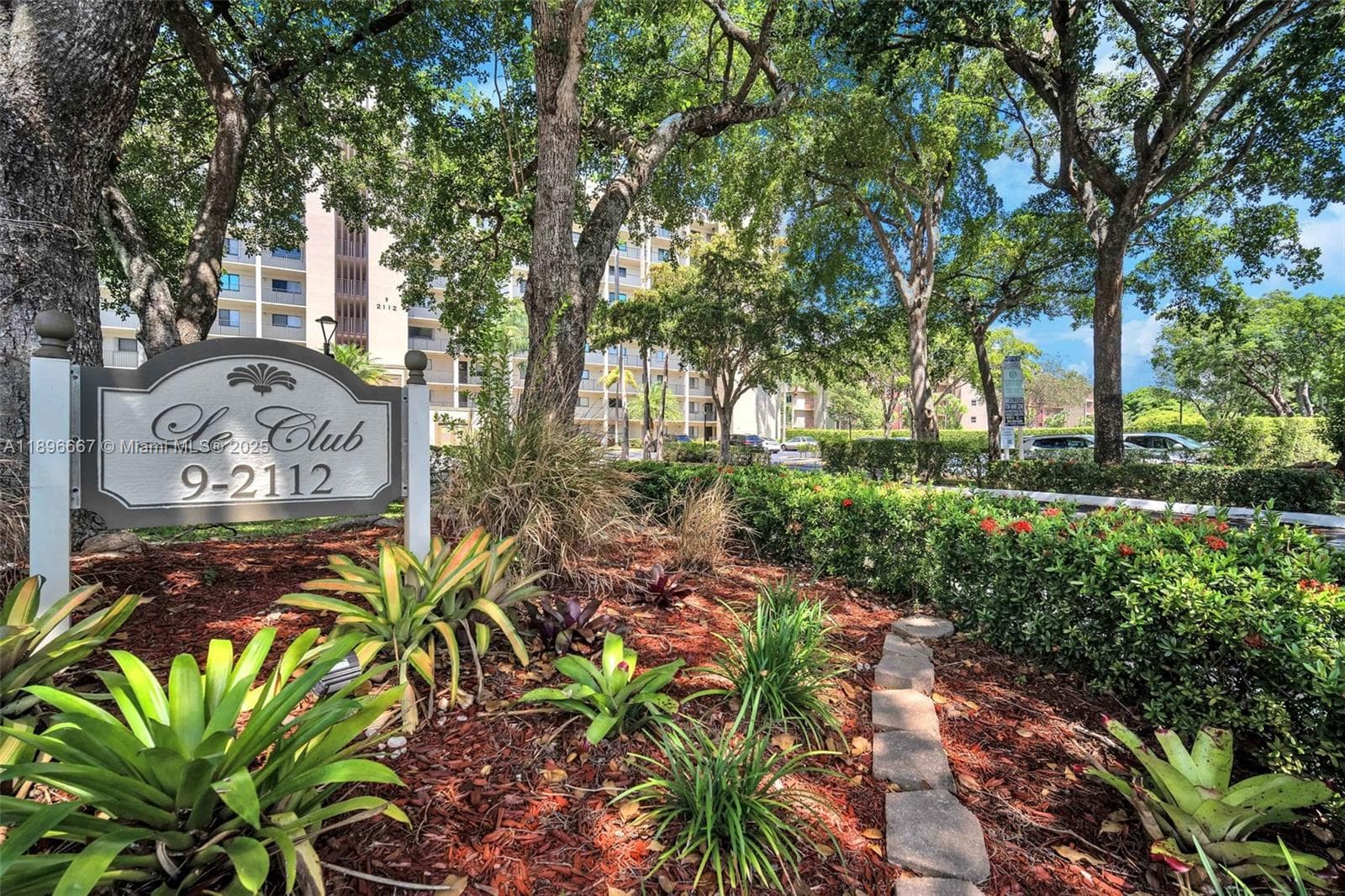 Cypress Bend III Le CLUB · #802 in Pompano Beach - Photo 32