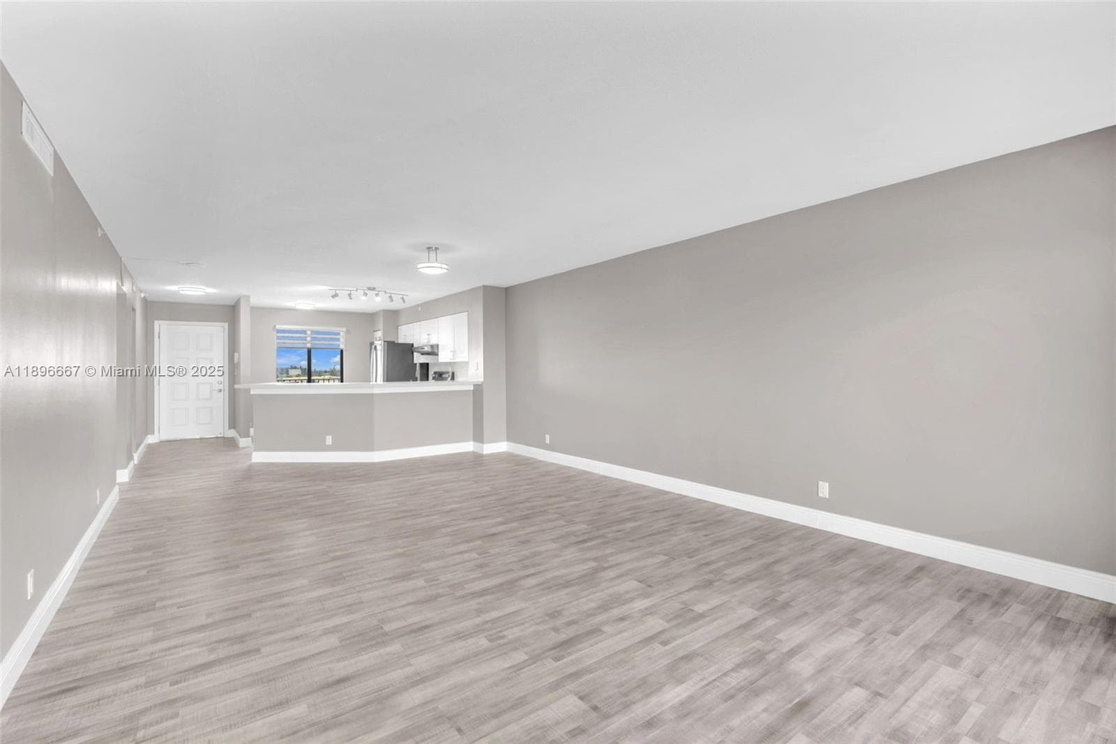 Cypress Bend III Le CLUB · #802 in Pompano Beach - Photo 15