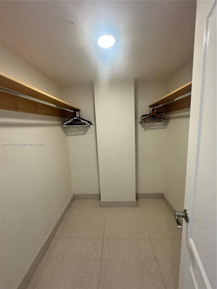 Ocean Reserve · #1427 in Sunny Isles Beach - Photo 12