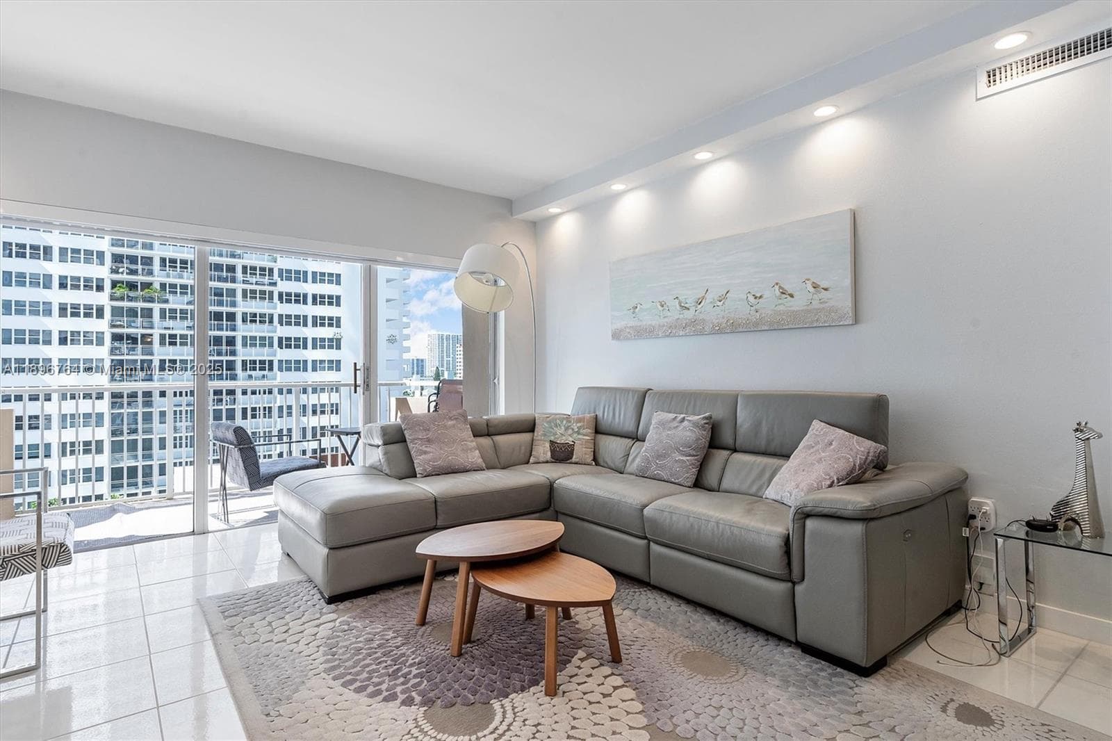 HEMISPHERES CONDO · #7C in Hallandale Beach - Photo 6