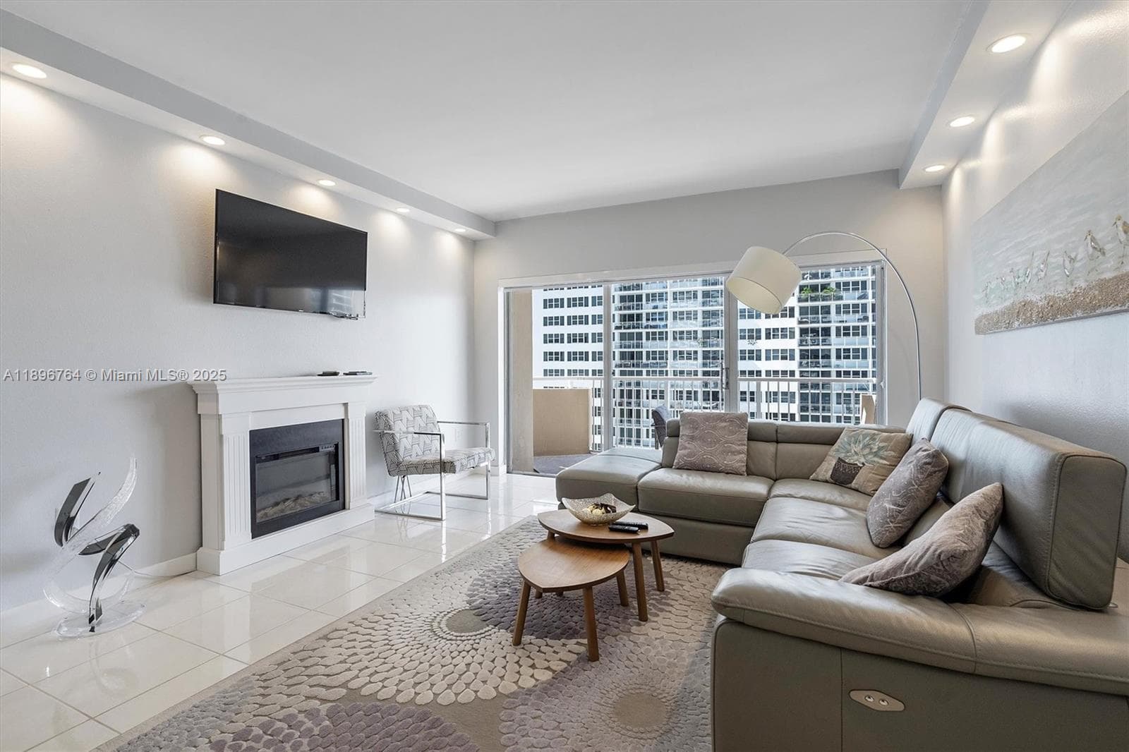 HEMISPHERES CONDO · #7C in Hallandale Beach - Photo 5