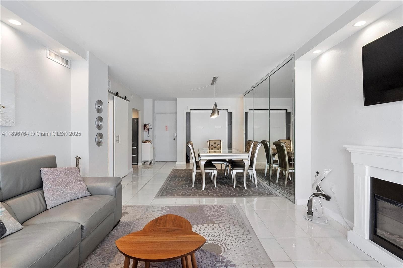 HEMISPHERES CONDO · #7C in Hallandale Beach - Photo 9