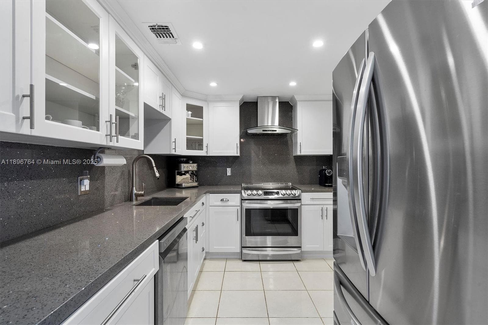 HEMISPHERES CONDO · #7C in Hallandale Beach - Photo 11