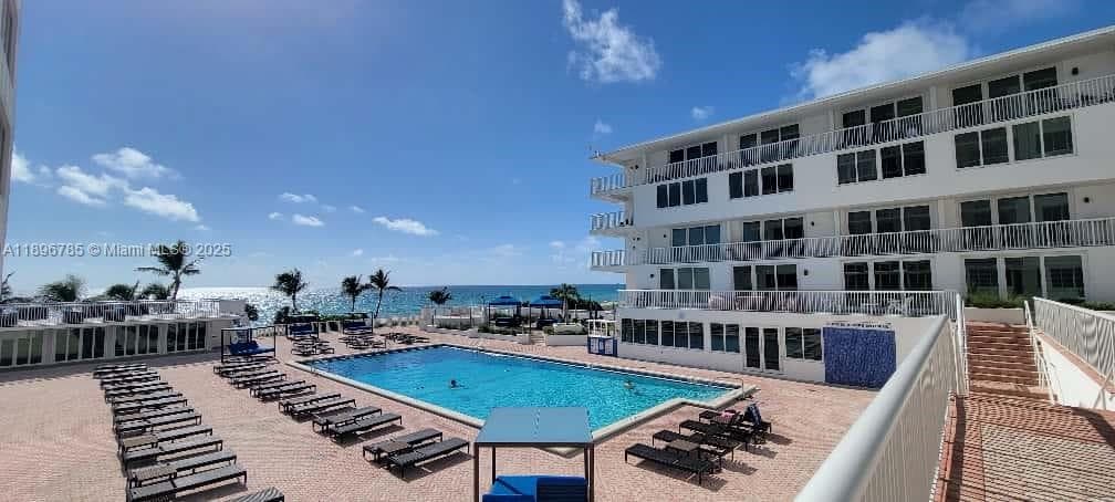 THE CARRIAGE HOUSE CONDO · #214 in Miami Beach - Photo 27