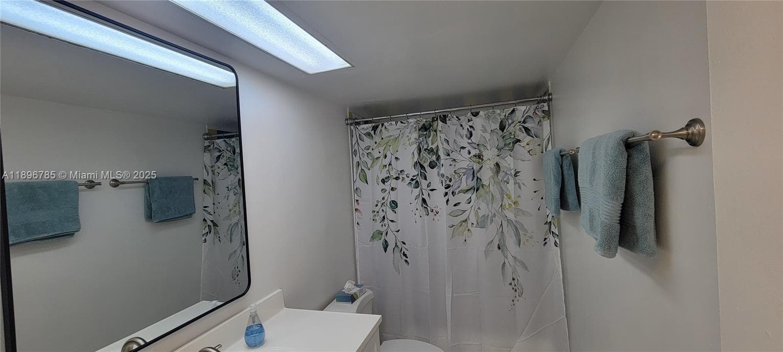 THE CARRIAGE HOUSE CONDO · #214 in Miami Beach - Photo 15