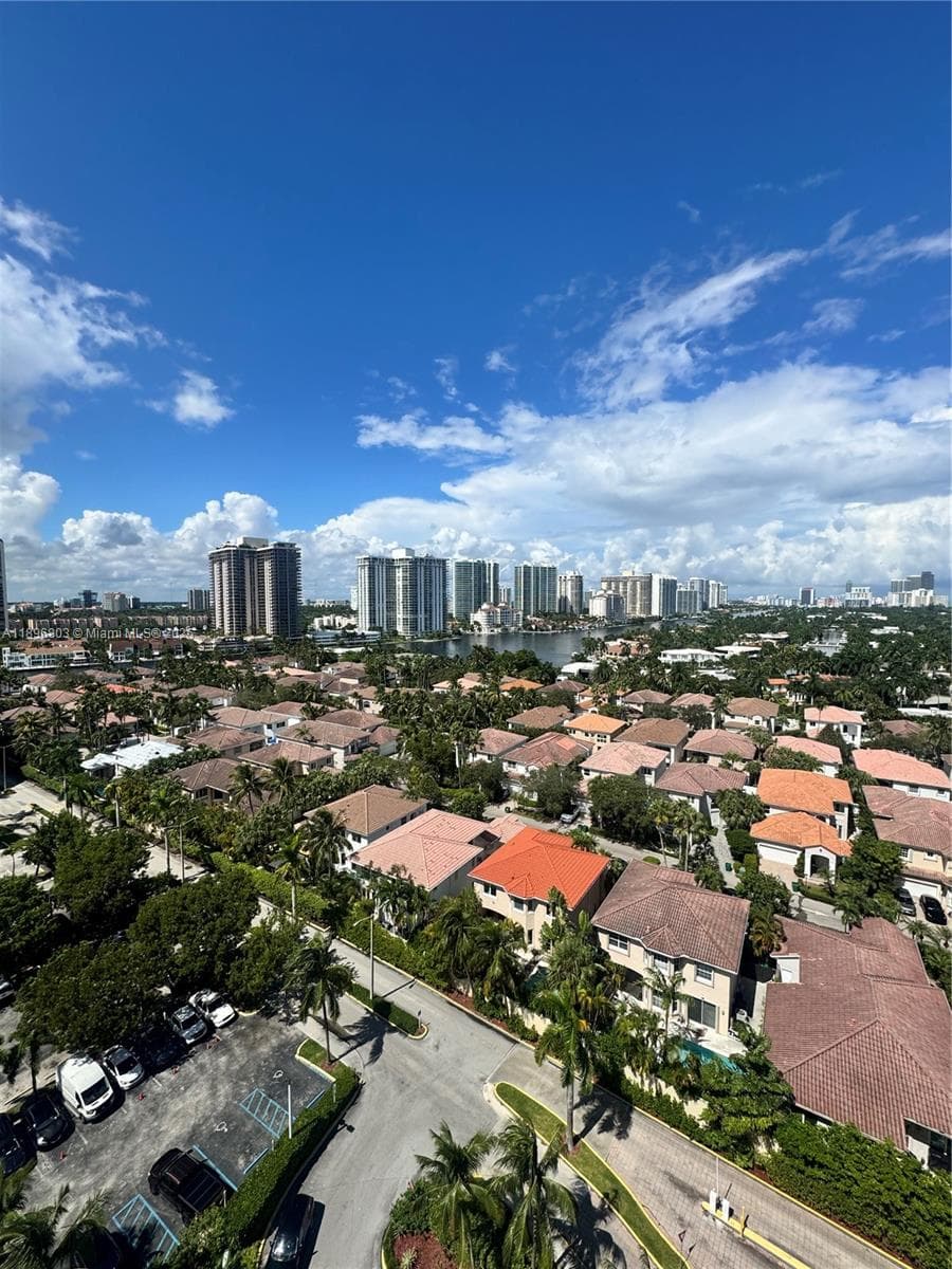 Ocean Reserve · #1520 in Sunny Isles Beach - Photo 17