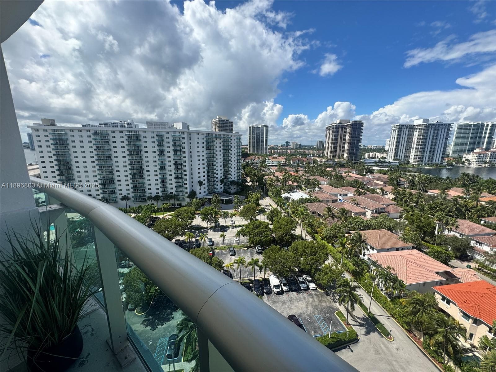 Ocean Reserve · #1520 in Sunny Isles Beach - Photo 14