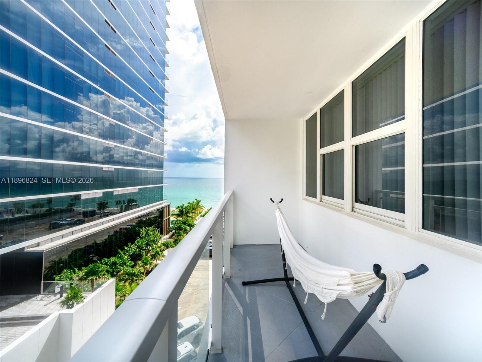 PARKER PLAZA · #523 in Hallandale Beach - Photo 16