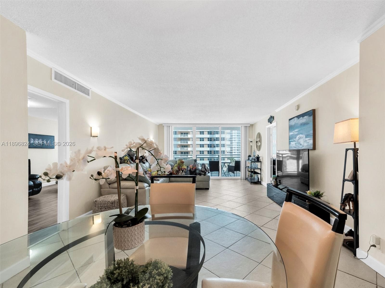 PARKER PLAZA · #523 in Hallandale Beach - Photo 7