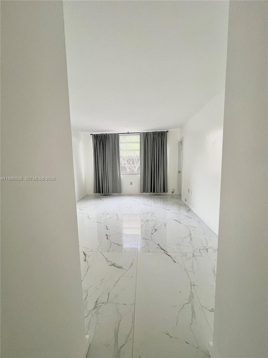 JADE WINDS · #307-3 in Miami - Photo 11