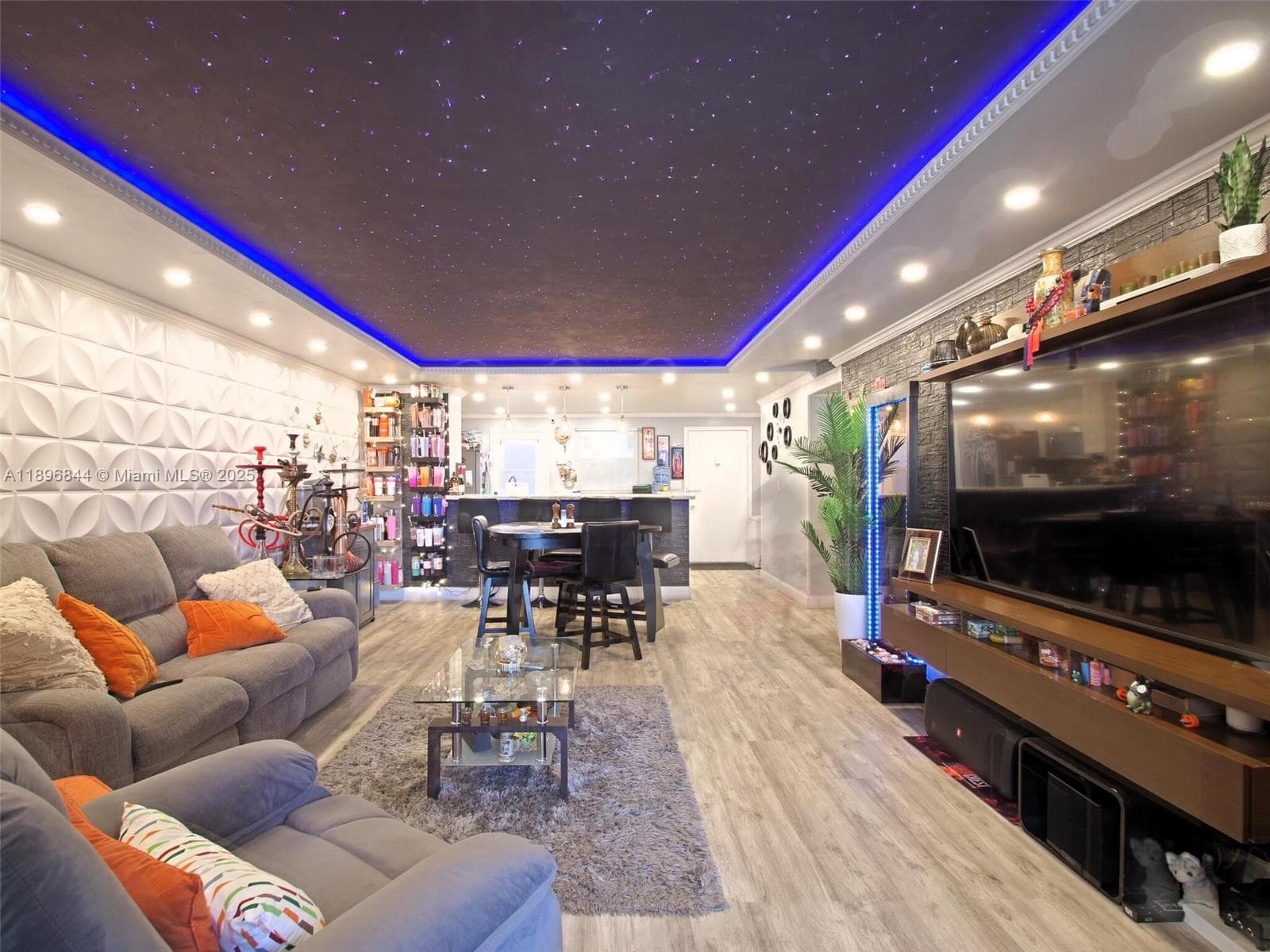 Meadowbrook · #401 in Hallandale Beach - Photo 5