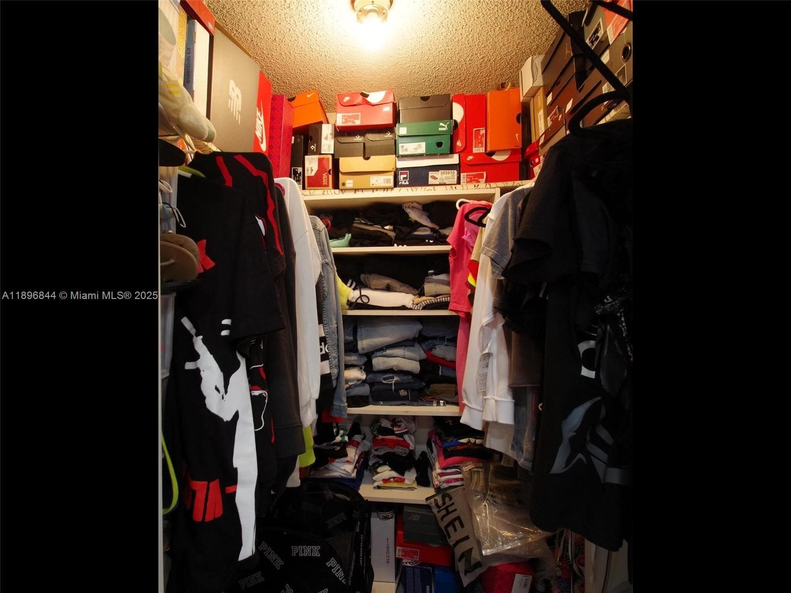 Meadowbrook · #401 in Hallandale Beach - Photo 15