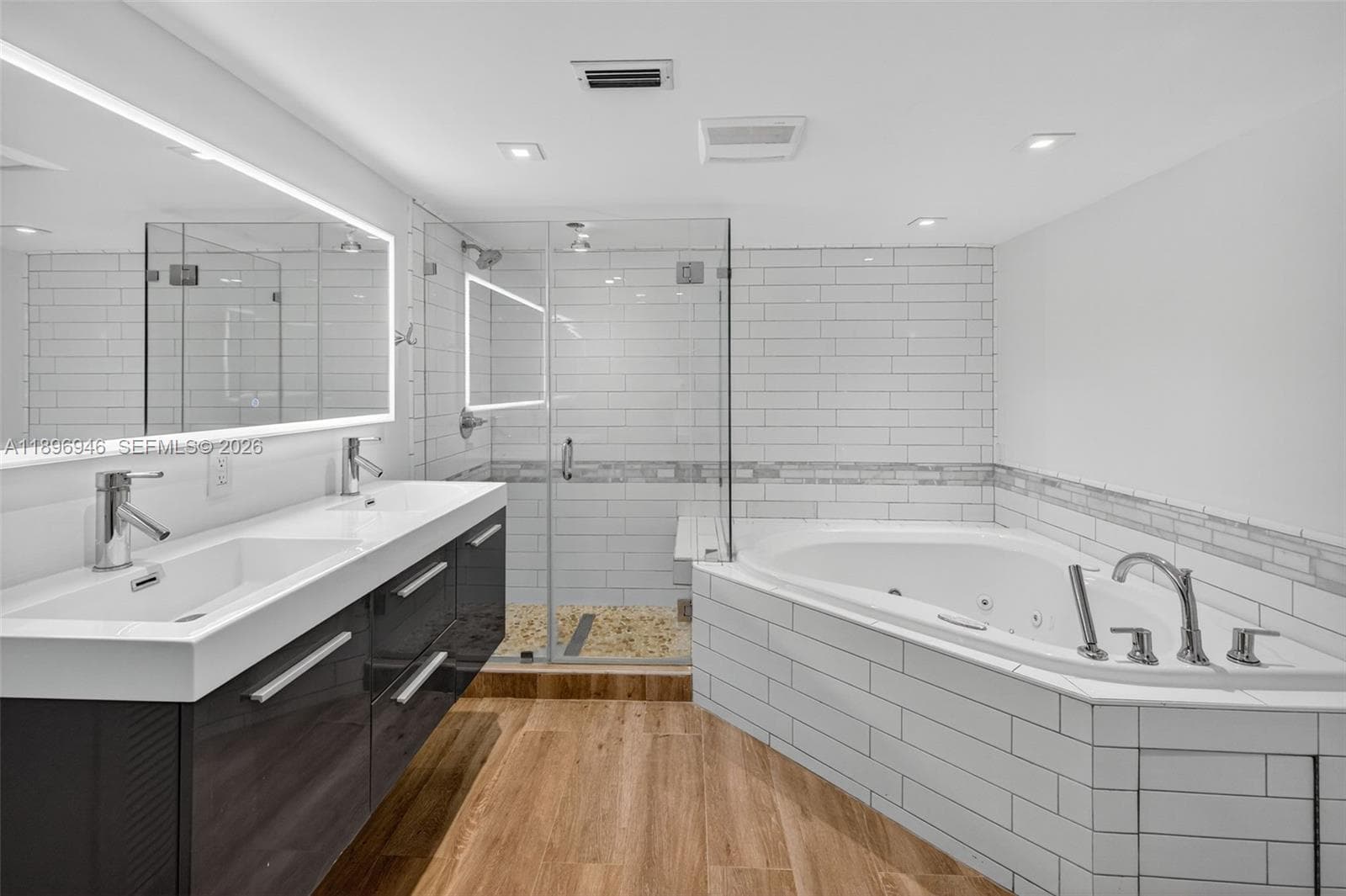 2524 Marathon Ln photo 10