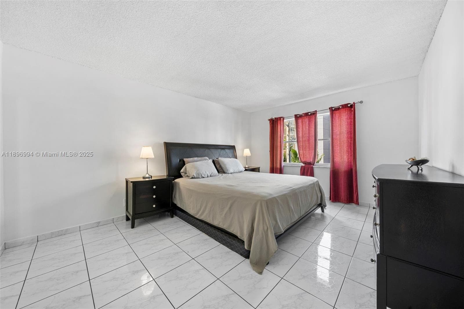 OCEAN VIEW TOWERS CONDO · #304 in Hallandale Beach - Photo 18