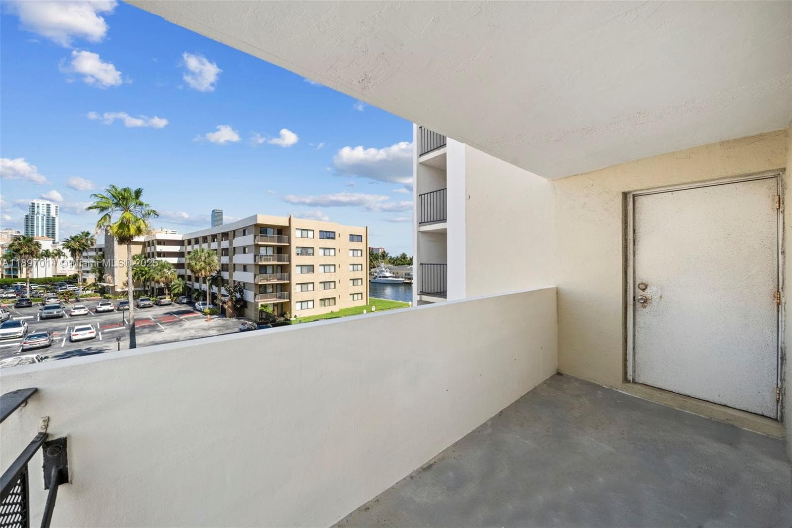 OCEANVIEW TOWERS CONDO · #304 in Hallandale Beach - Photo 23