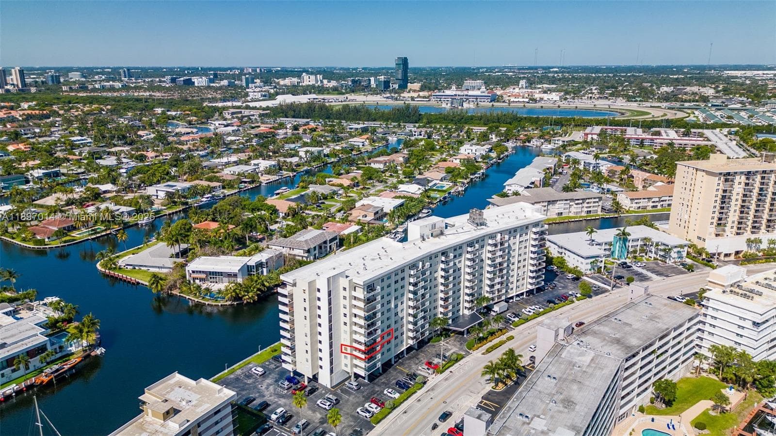 OCEANVIEW TOWERS CONDO · #304 in Hallandale Beach - Photo 36