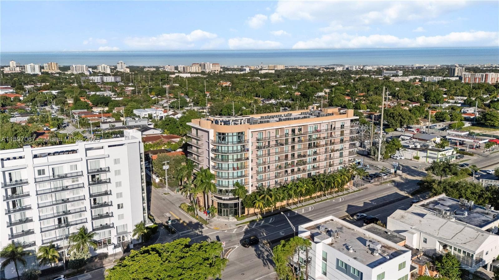 Coral Pointe Condo · #603 in Miami - Photo 2