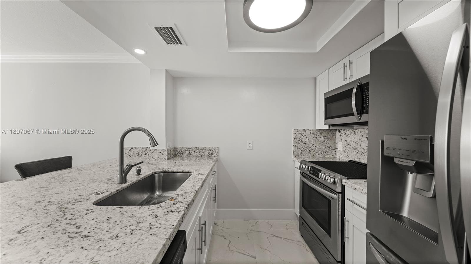 Coral Pointe Condo · #603 in Miami - Photo 6
