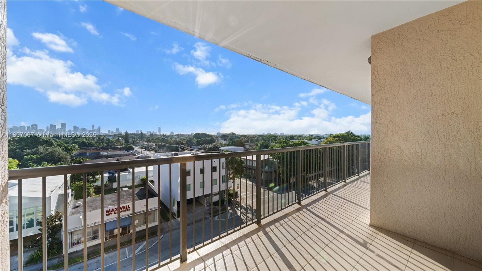 Coral Pointe Condo · #603 in Miami - Photo 22