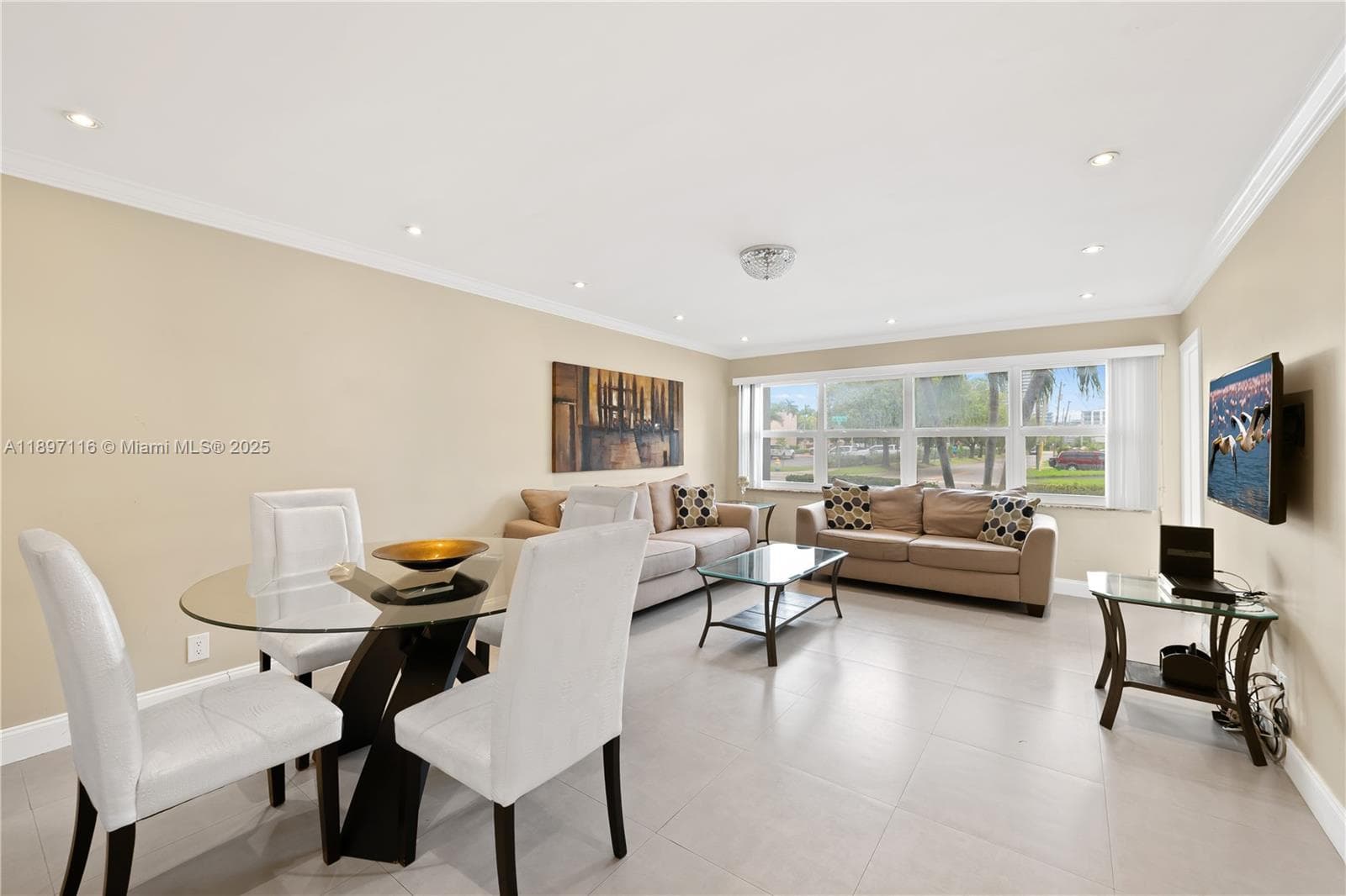 SECOND GULFSTREAM GARDEN · #103S in Hallandale Beach - Photo 6
