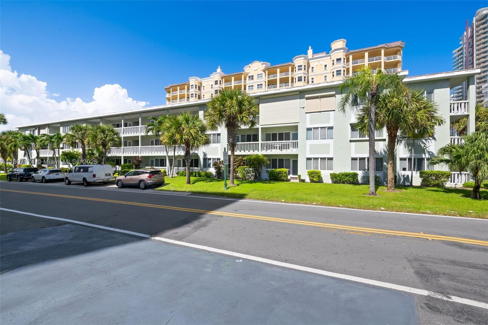 Manor Club · #205 in Pompano Beach - Photo 13