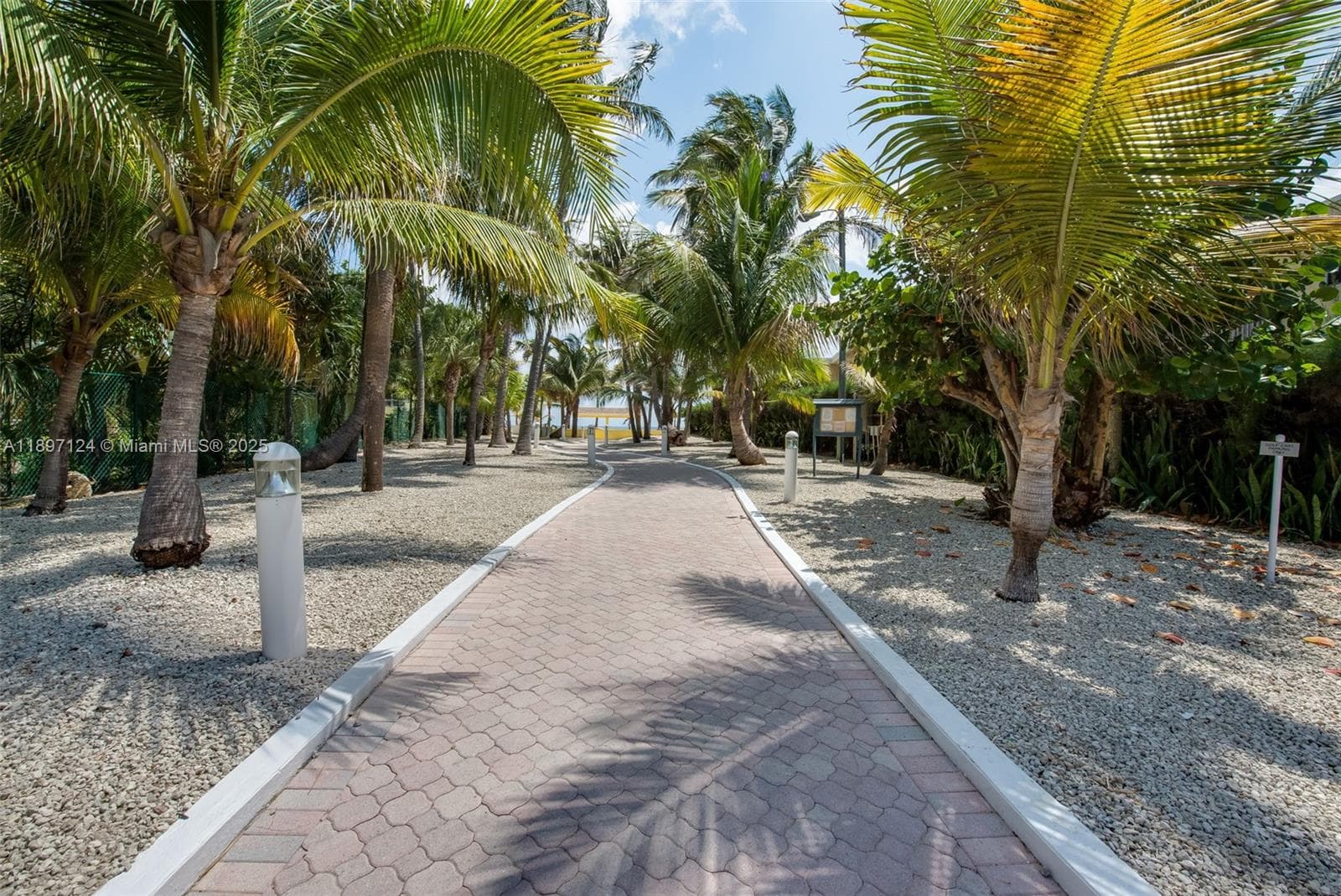 Manor Club · #205 in Pompano Beach - Photo 16