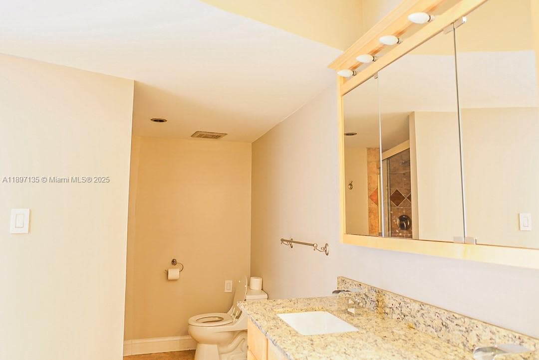 LAKE POINT TOWER CONDOMIN · #10 in Hallandale Beach - Photo 12