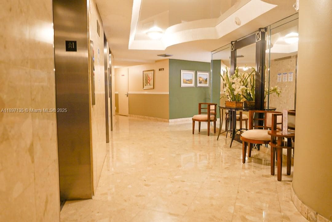 LAKE POINT TOWER CONDOMIN · #10 in Hallandale Beach - Photo 3
