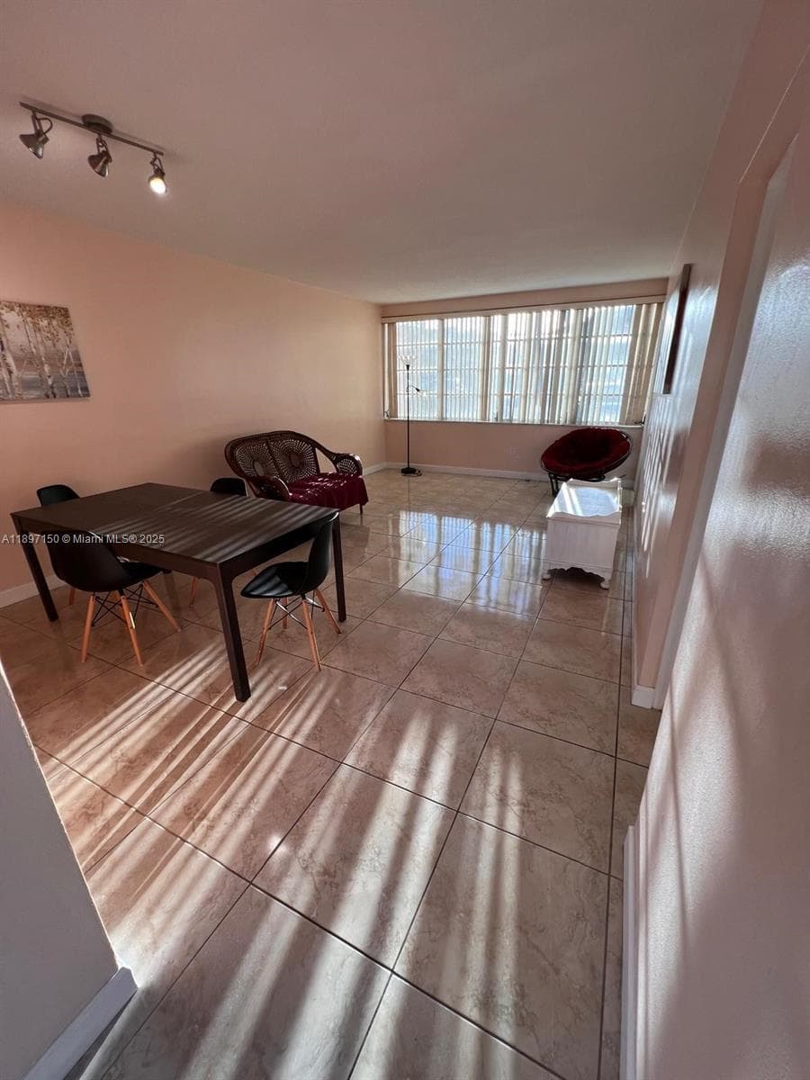 FIRST MOORINGS CONDO · #107 in Miami - Photo 7