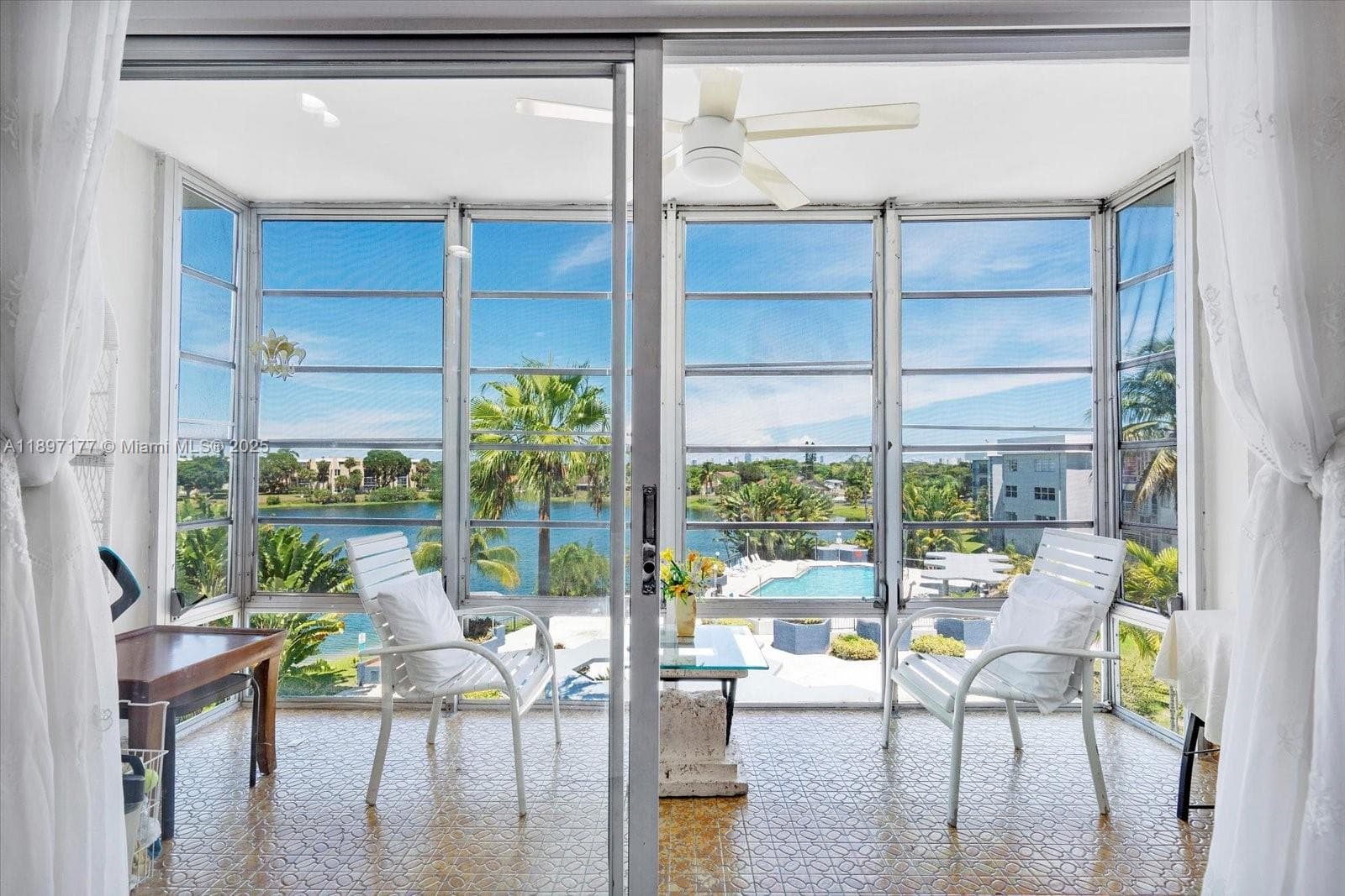 AZURE LAKE CONDO · #413 in Miami - Photo 12