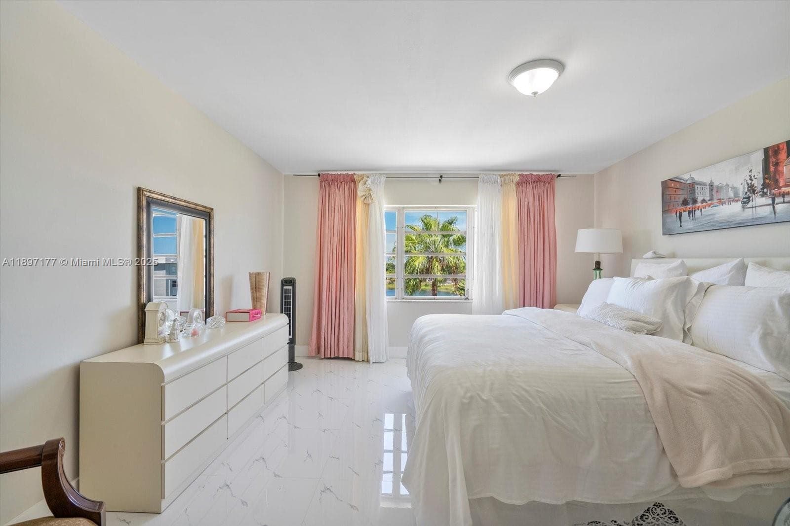 AZURE LAKE CONDO · #413 in Miami - Photo 24