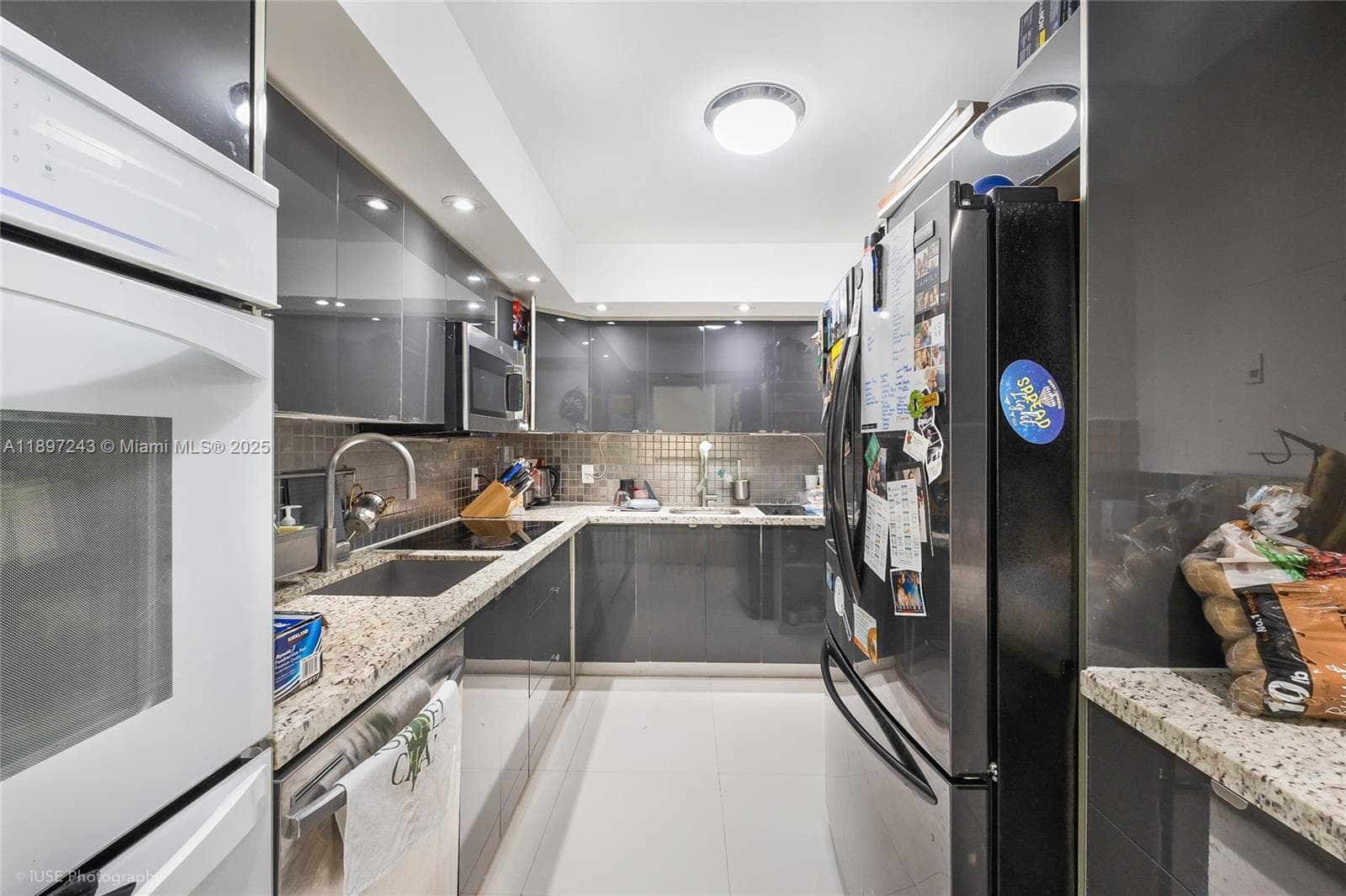 LONGWOOD TOWERS CONDO · #303 in Bay Harbor Islands - Photo 4