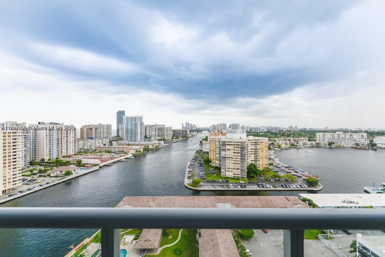 BEACHWALK CONDOMINIUM · #R1907 in Hallandale Beach - Photo 20