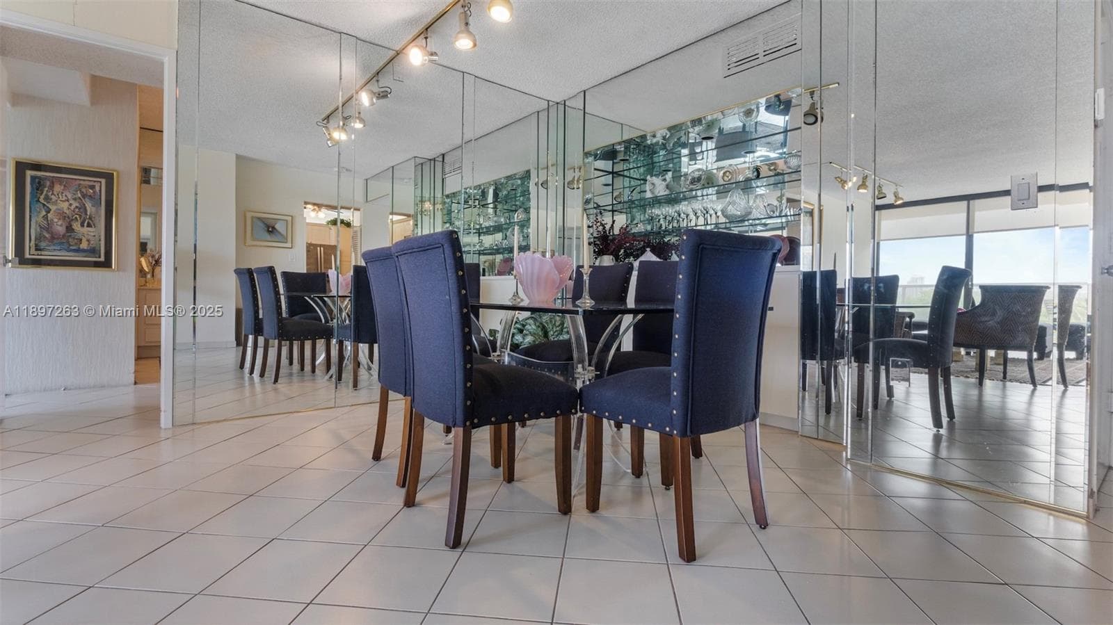 FLAMENCO CONDO TOWER I · #606 in Aventura - Photo 9
