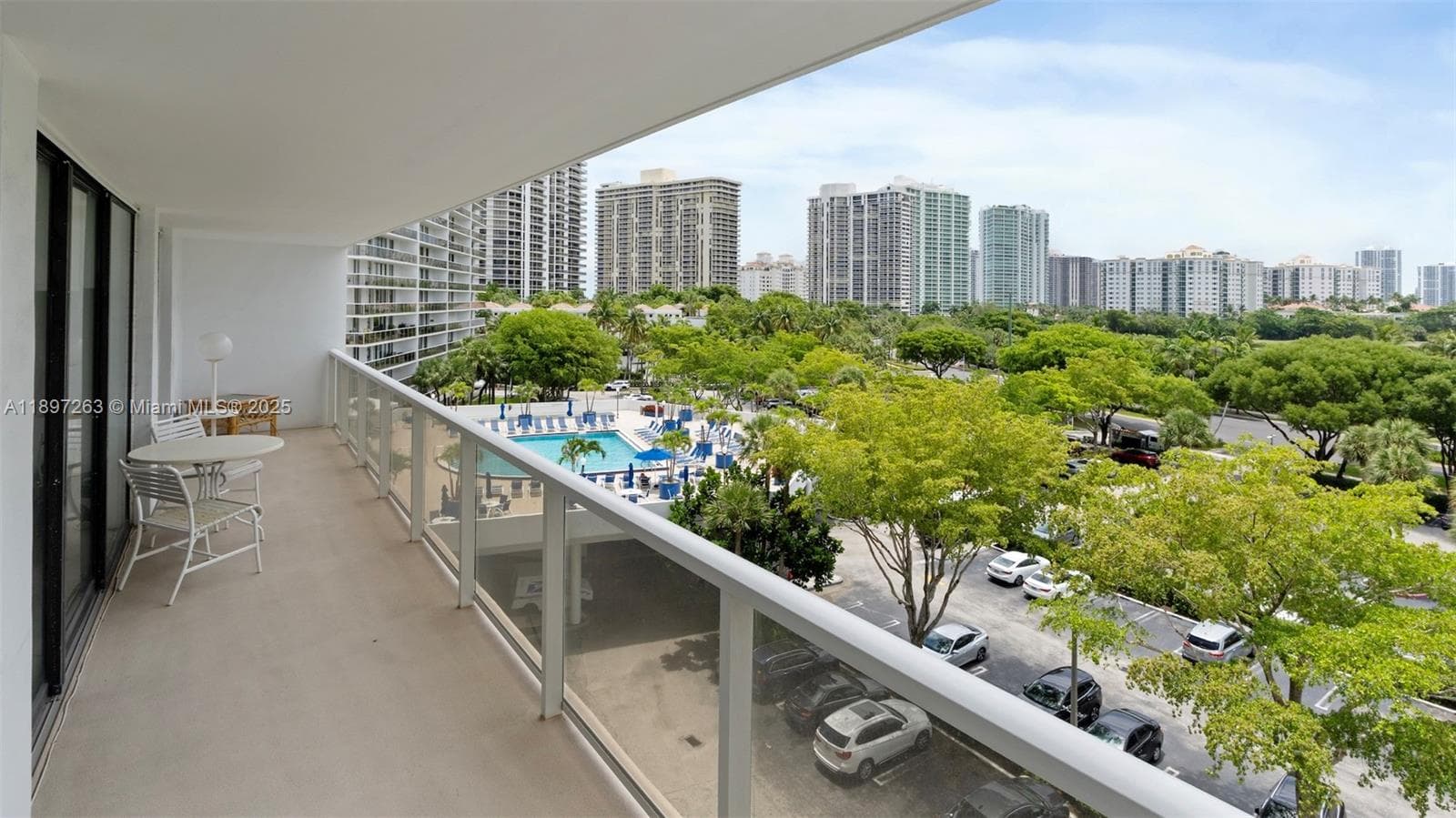 FLAMENCO CONDO TOWER I · #606 in Aventura - Photo 21