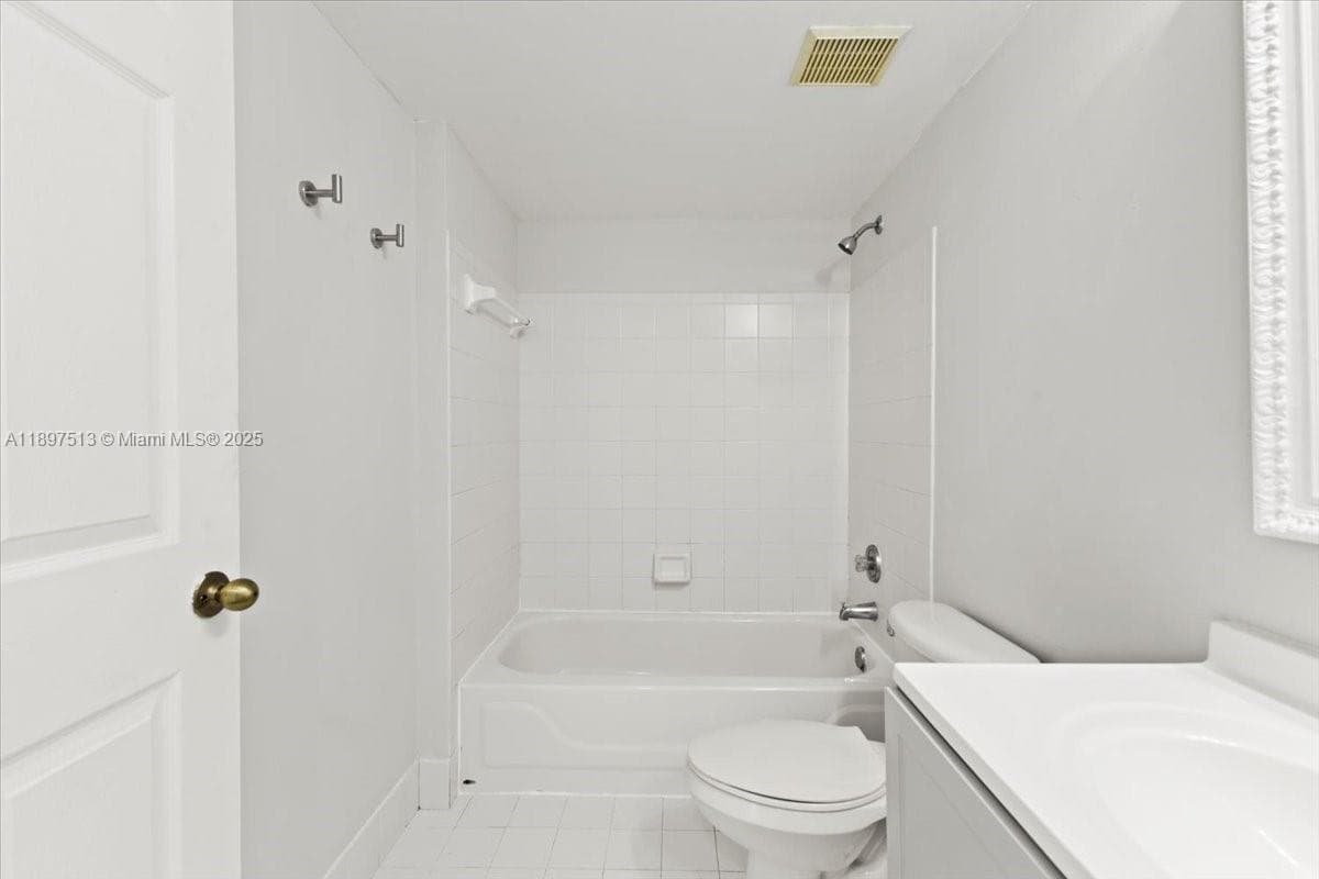 CLUB CARIBE CONDO · #213 in Coconut Creek - Photo 23