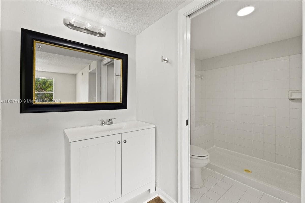 CLUB CARIBE CONDO · #213 in Coconut Creek - Photo 18