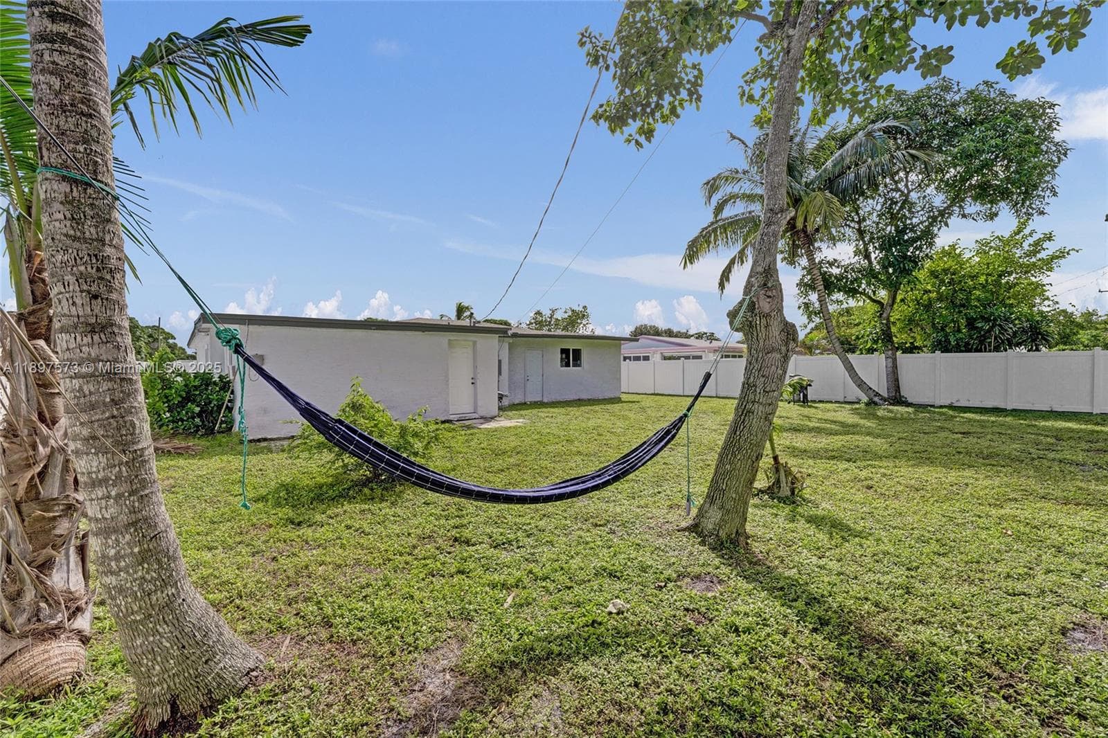 631 Arizona Ave photo 47