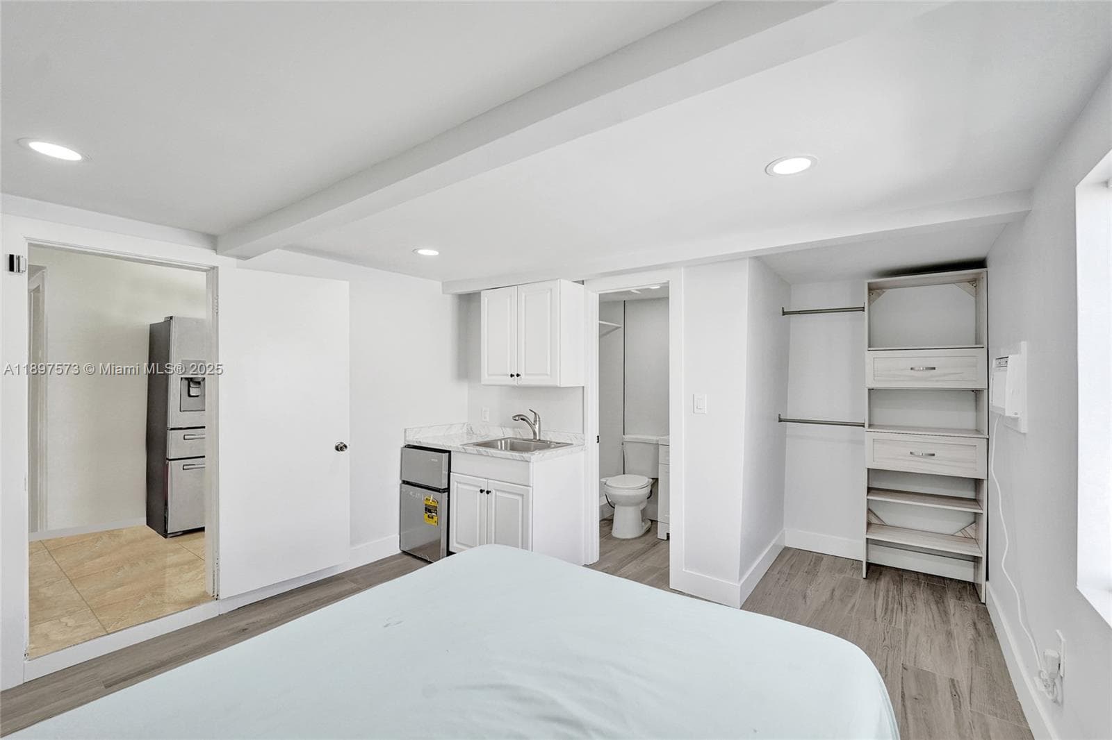 5th Guest Room
