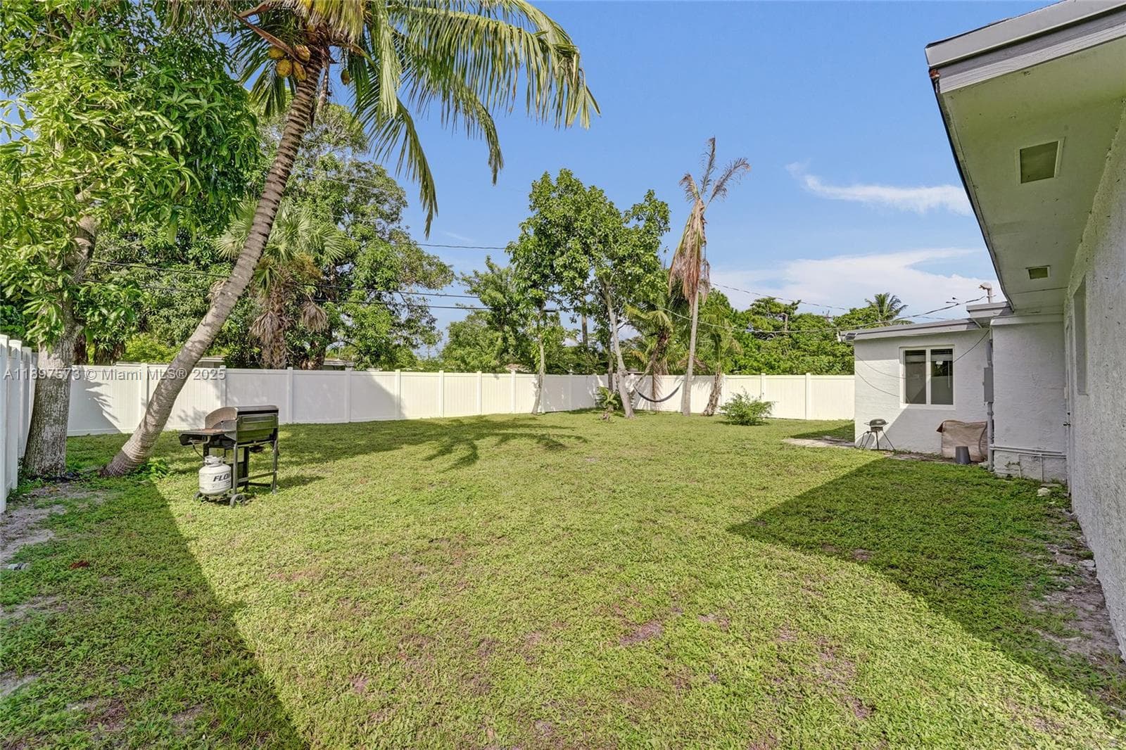 631 Arizona Ave photo 39